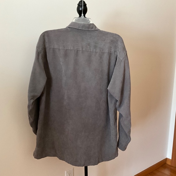 Van Heusen Man’s Dress Shirts soft suede Navy and Gray Size L - Picture 7 of 12